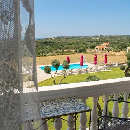 Trapezaki Seaview Mousata